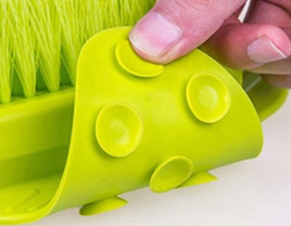 FOOT BRUSH green under 