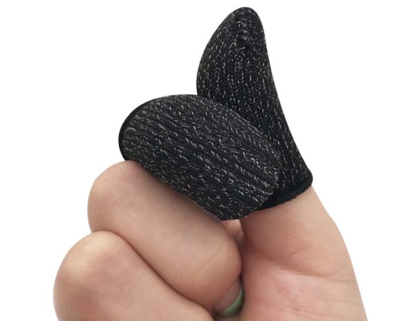 Gaming Touchscreen Finger Gloves colour 2 with hand 