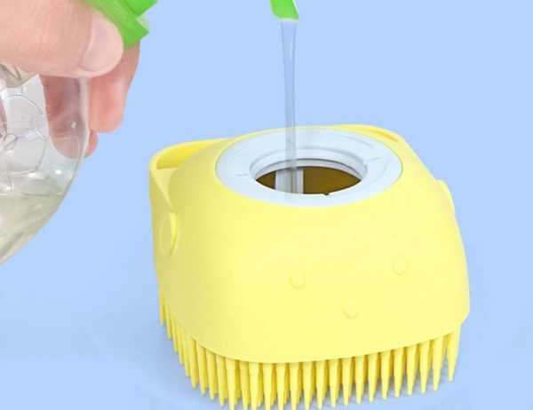 Home__Living SILICONE MASSAGE BATH BRUSH YELOOW WITH 600x462