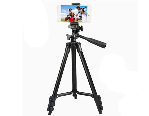 TRIPOD 3120 with phone 