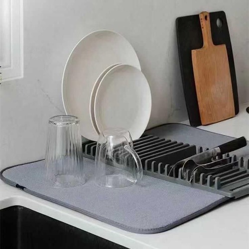 Kitchen Mat with Plate Rack